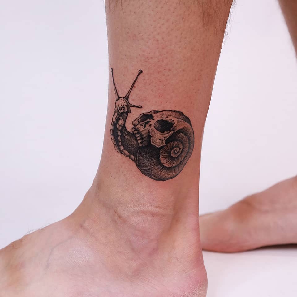 Skull Shell Snail