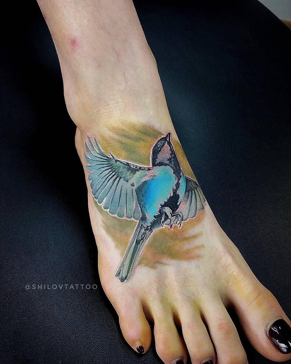 Skybound Blue Songbird