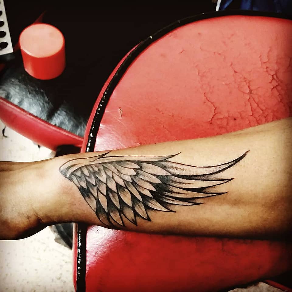 Sleek Angel Wing