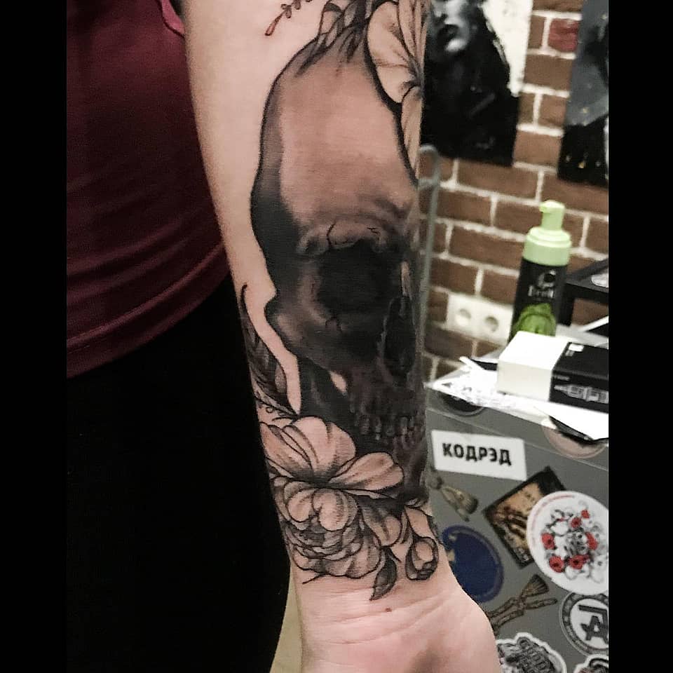 Smoke-Kissed Floral Skull