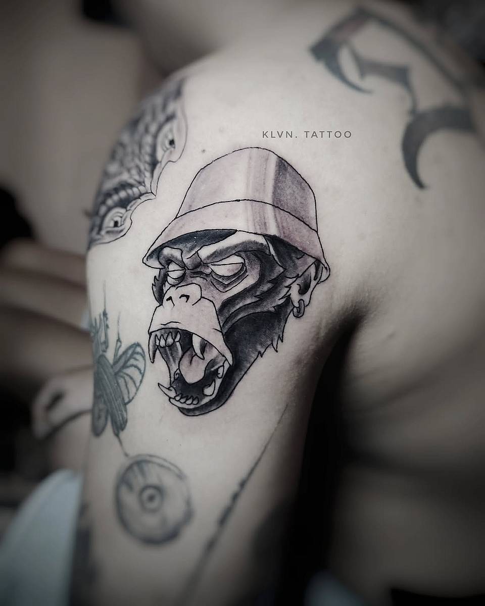 Snarling Bucket Hat Gorilla