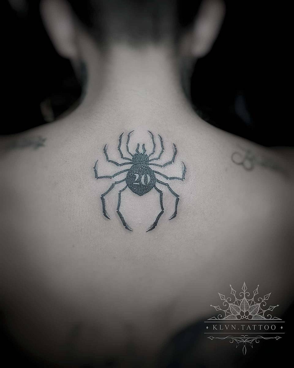 Spider with '20'