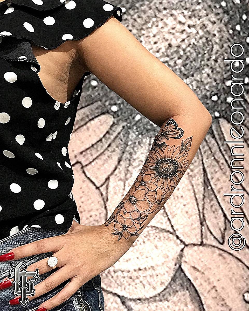 Sunflower & Wildflowers Forearm Bouquet