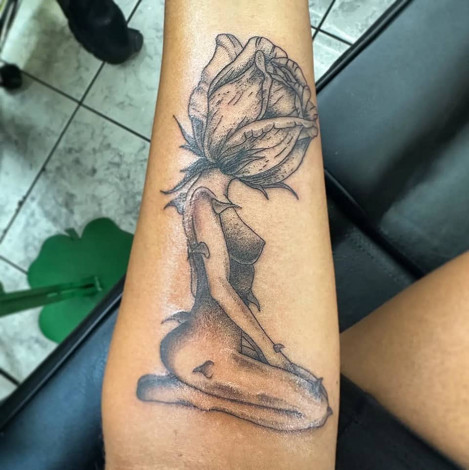 Thorned Rose Muse
