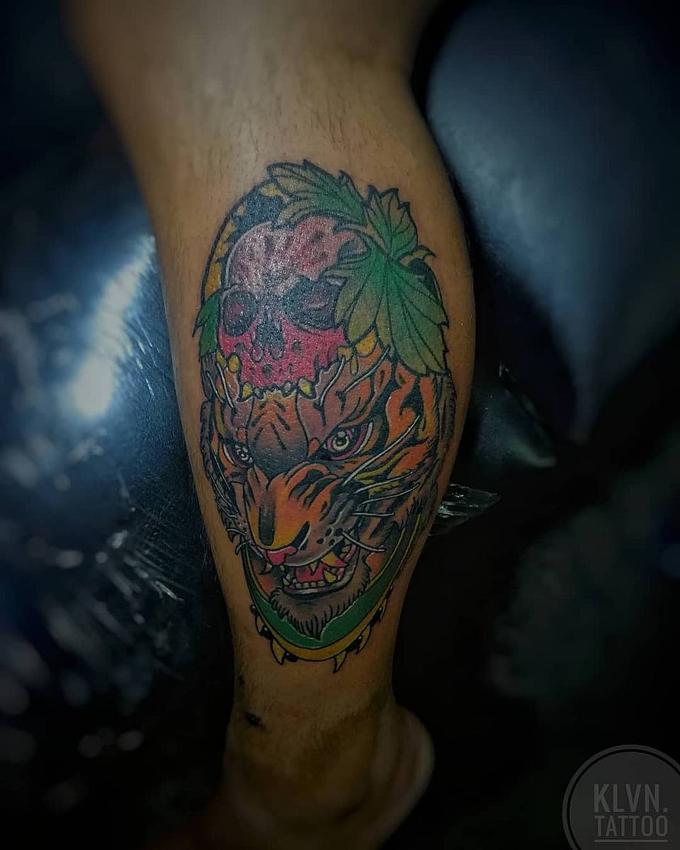 Tiger & Skull Crest