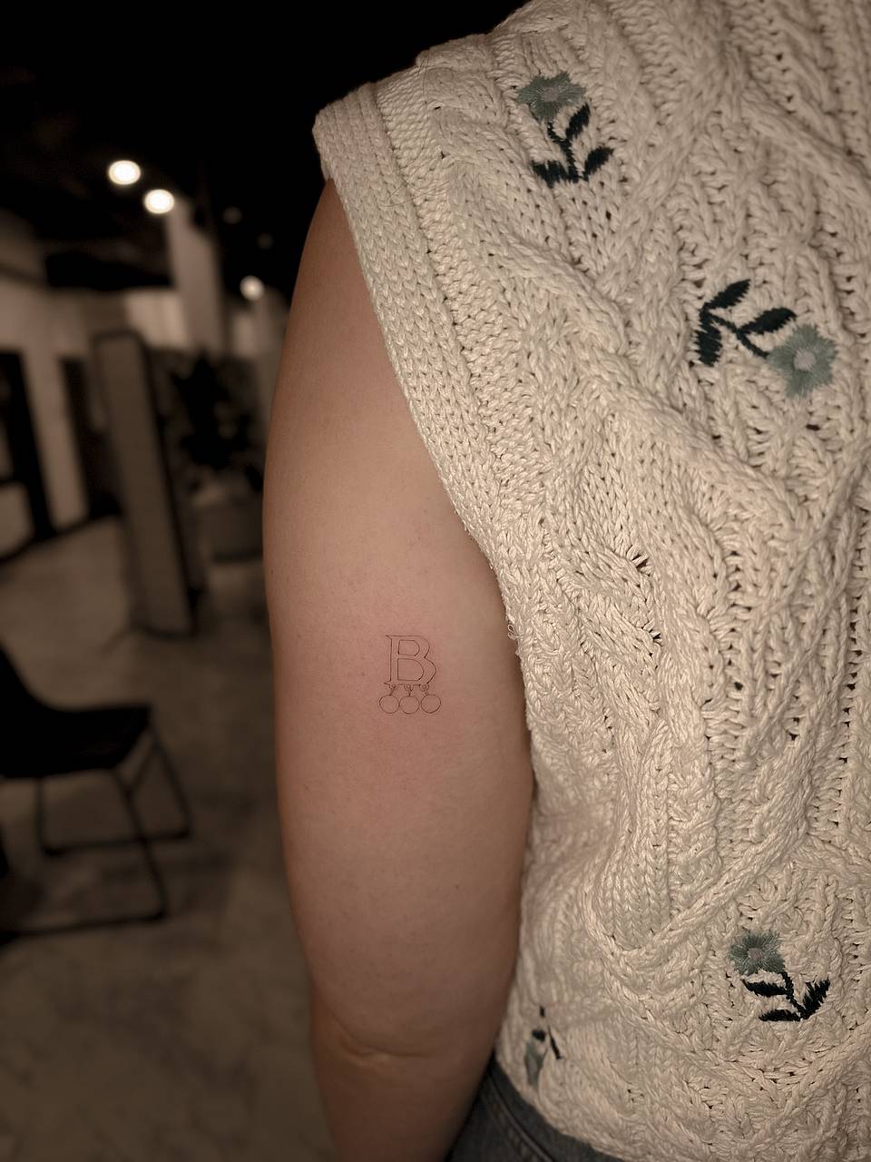 Tiny 'B' Monogram with Rings