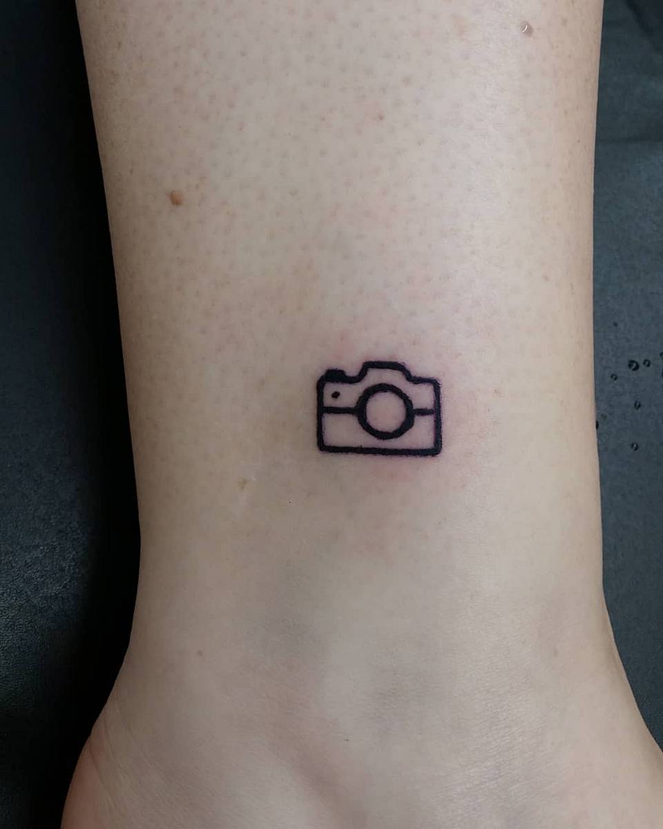 Tiny Camera Outline