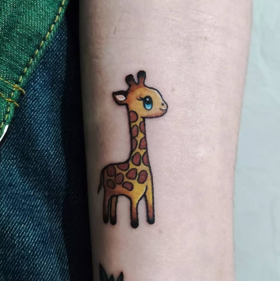 Tiny Kawaii Giraffe