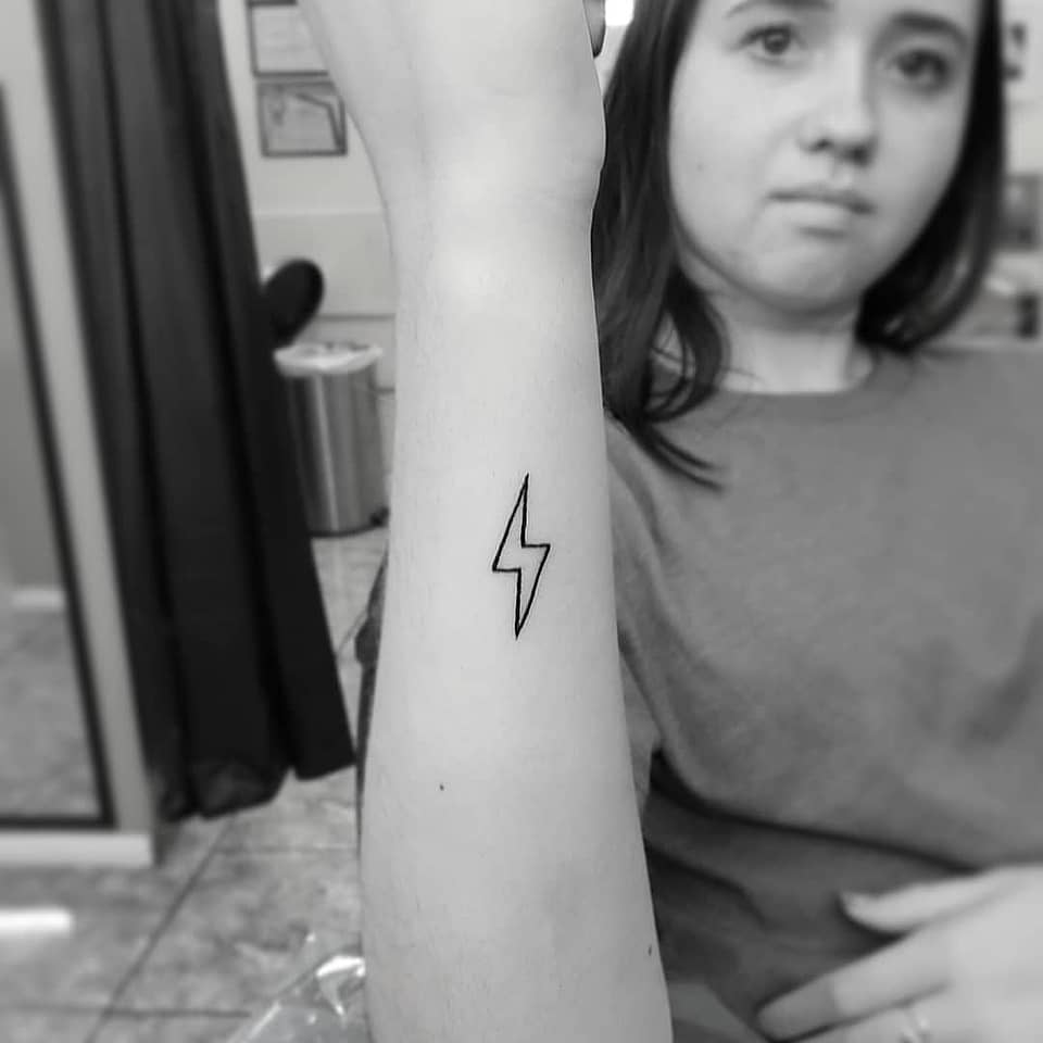 Tiny Lightning Bolt Outline