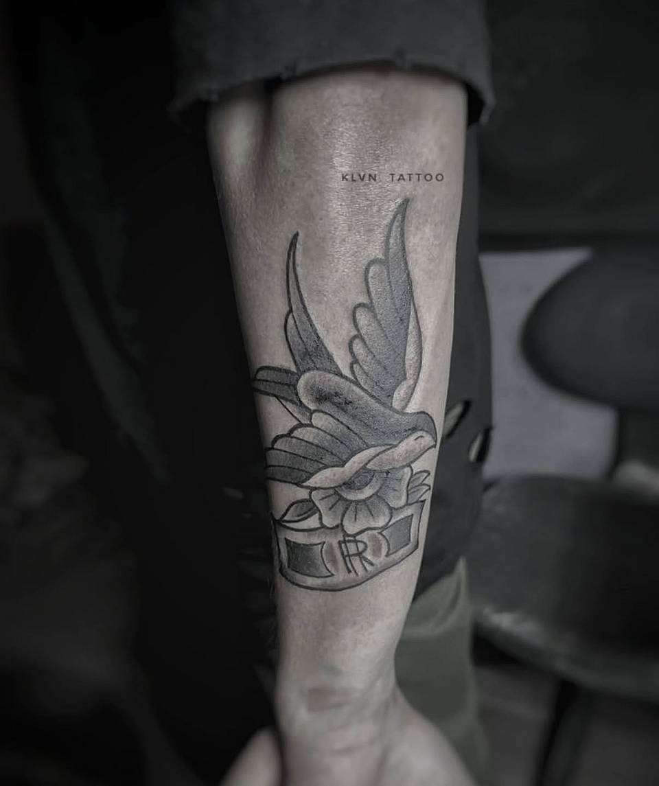 Traditional Swallow and Bloom