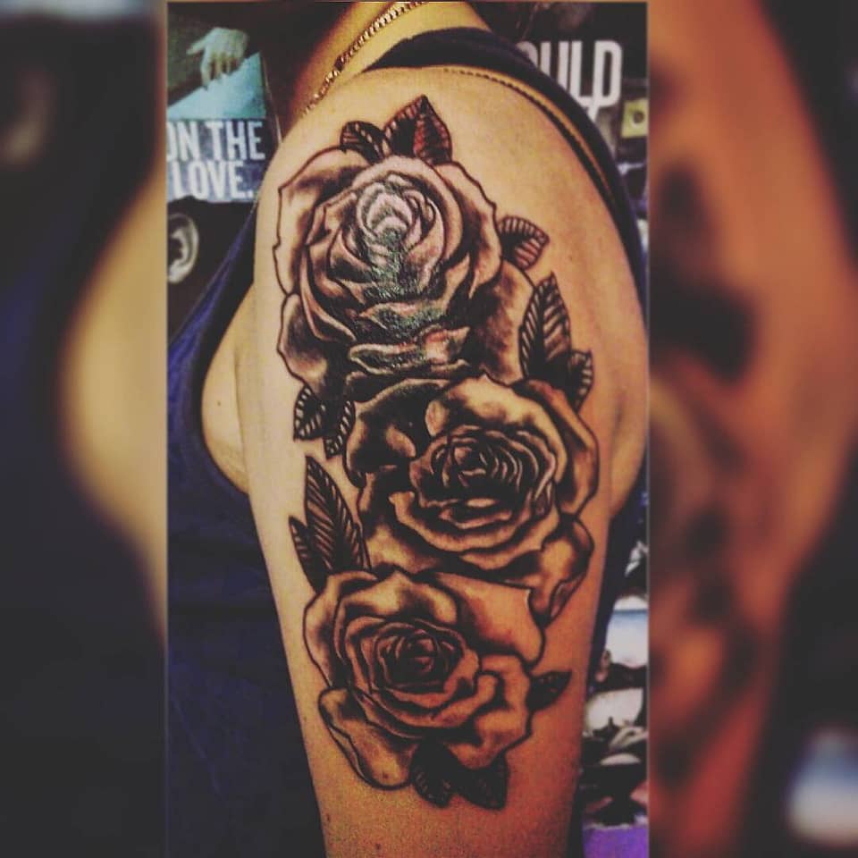 Triple Rose Cluster