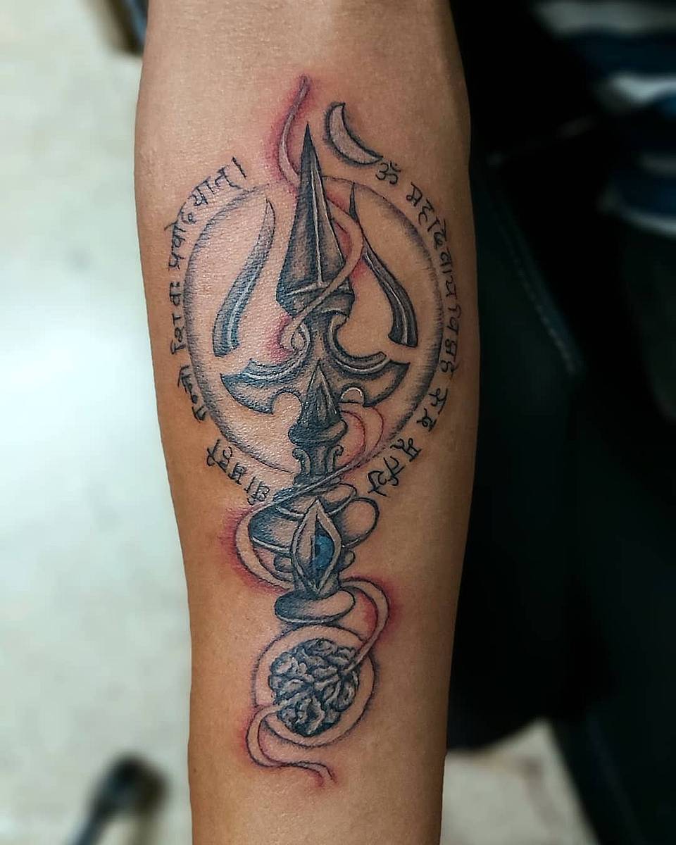 Trishul of Shiva with Mantra Circle