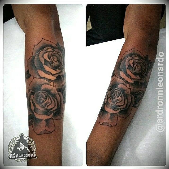 Twin Black & Grey Roses