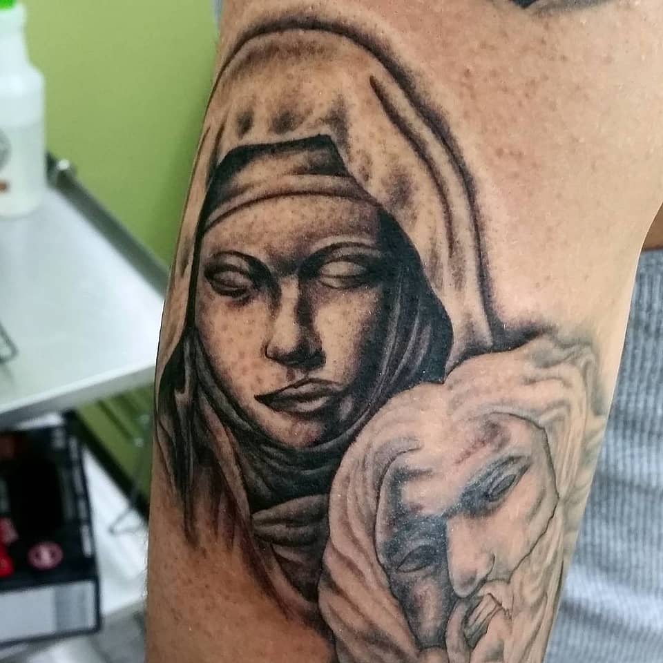 Veiled Madonna and Christ Pietà