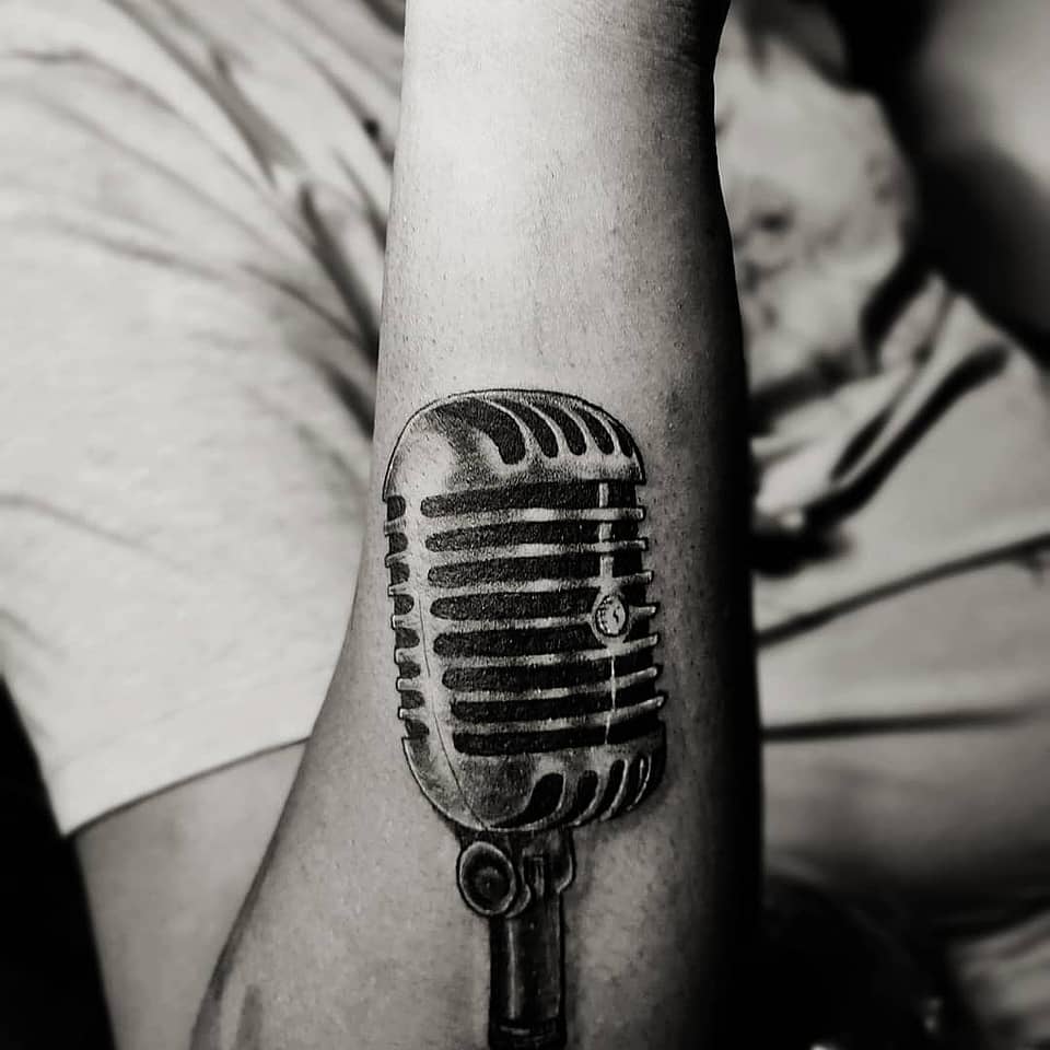Vintage Microphone Tribute