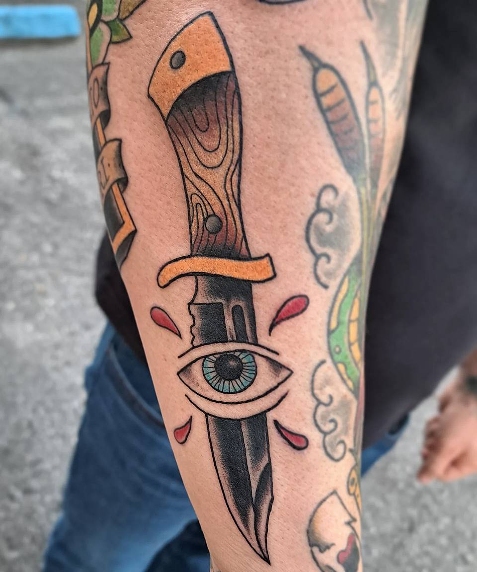 Watchful Dagger