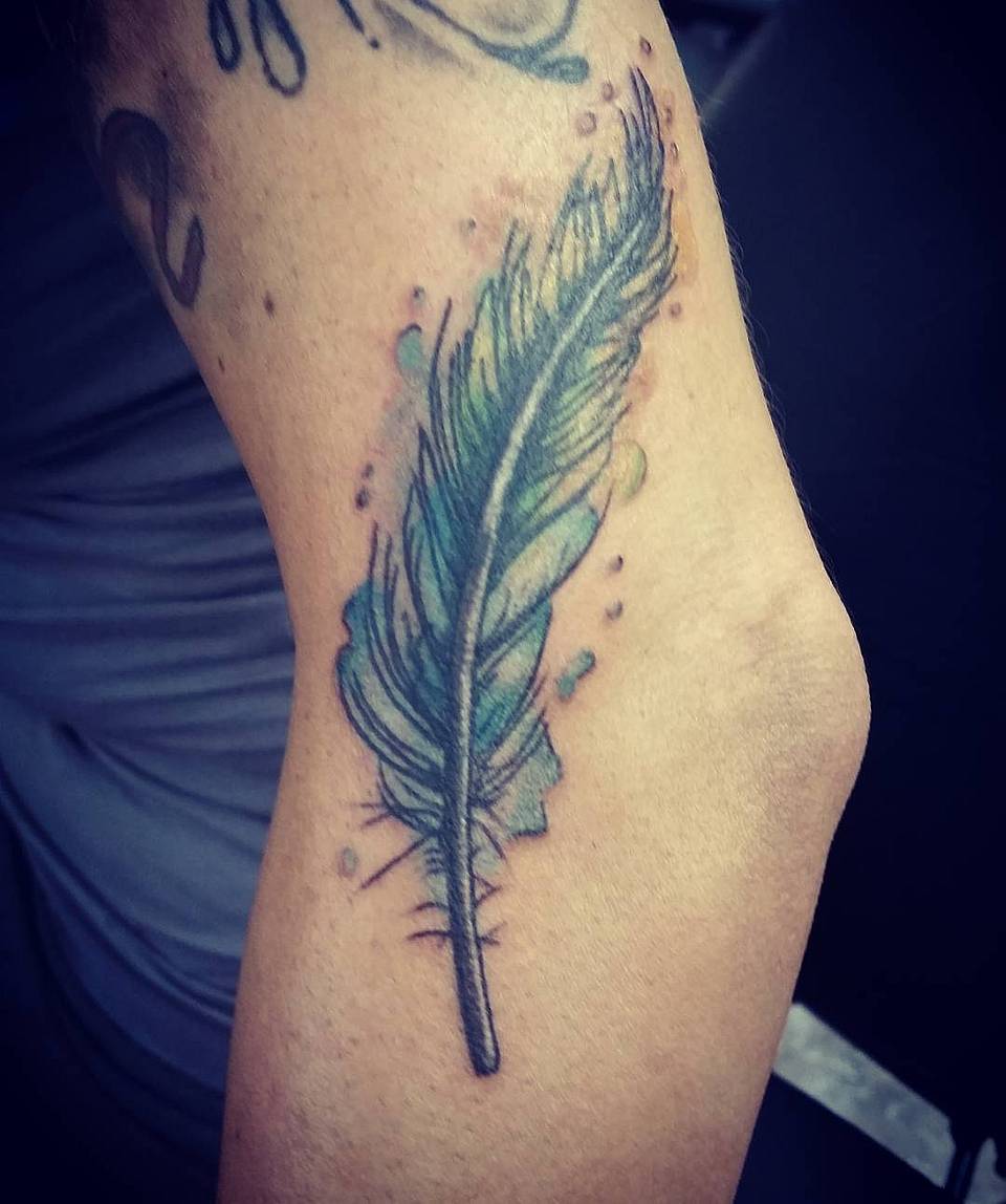 Watercolor Feather Breeze