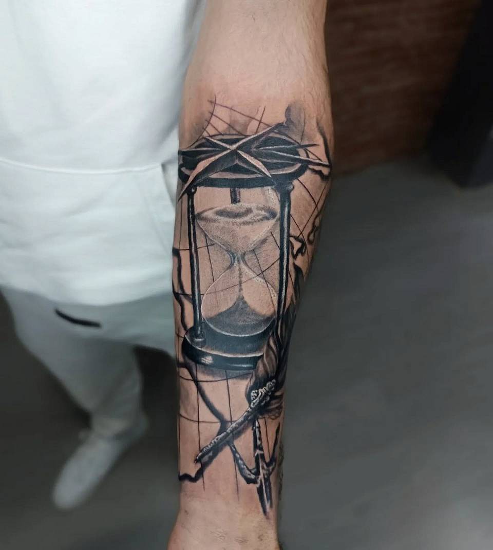 Web of Time Hourglass