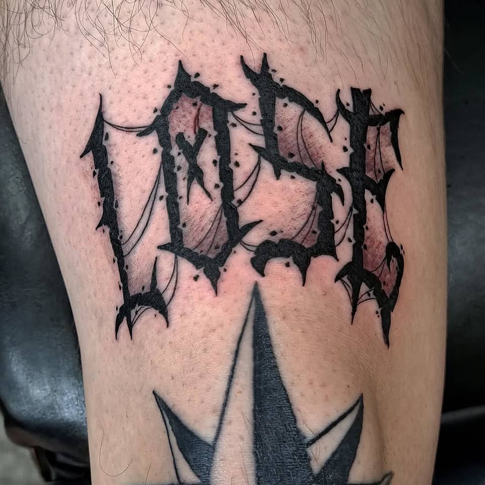 Webbed Gothic LOSE Lettering