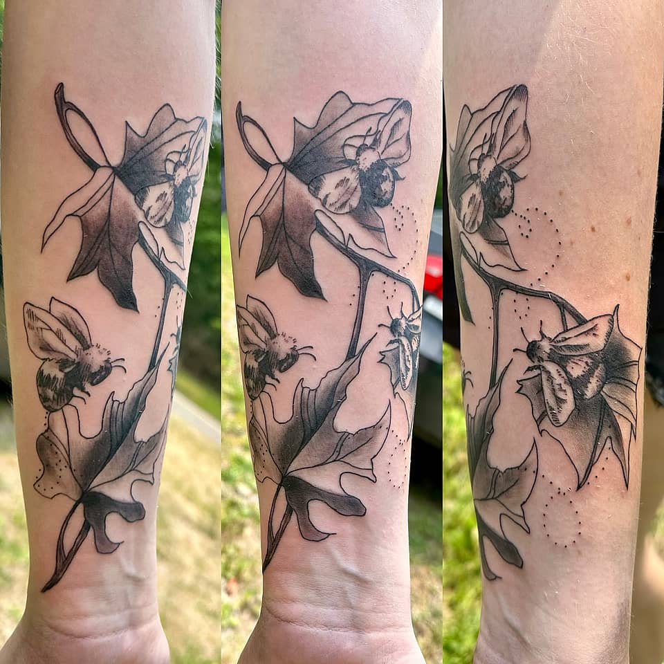 Wildflower & Bee Cluster