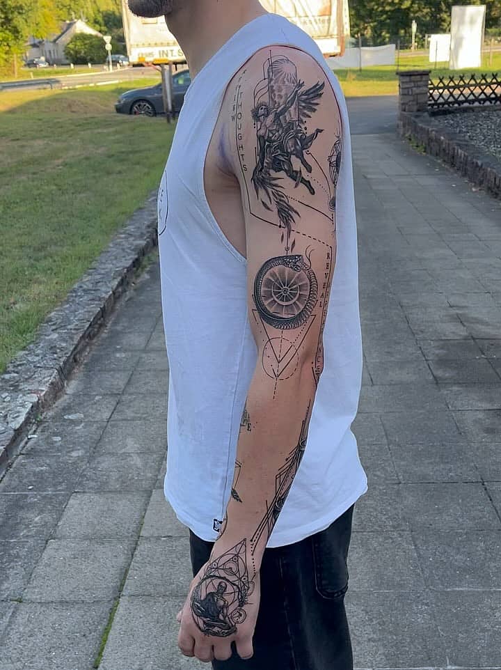 Winged Guardian & Compass Sleeve