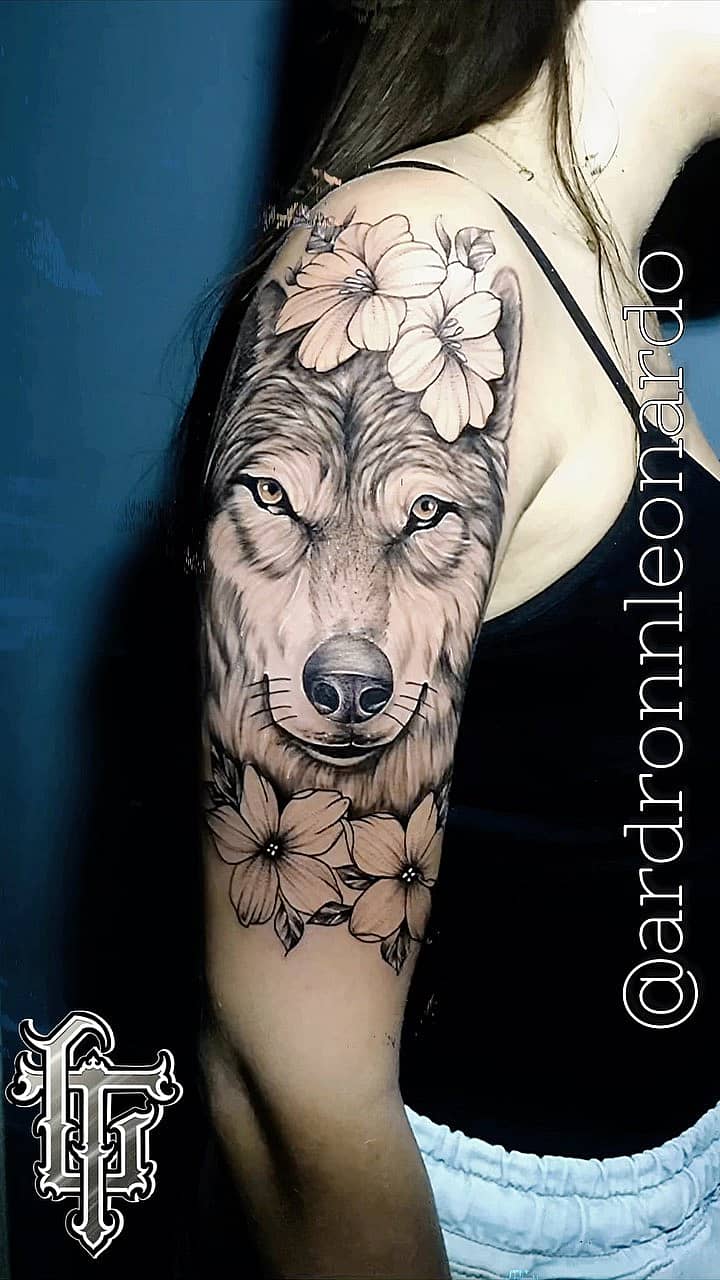 Wolf and Blossoms Half-Sleeve