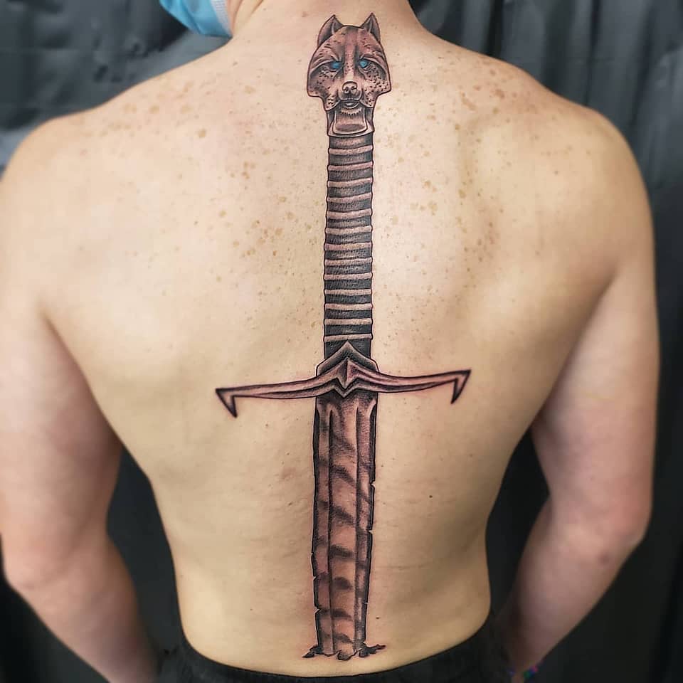 Wolf-Headed Greatsword