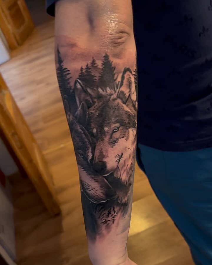 Wolves in the Pines