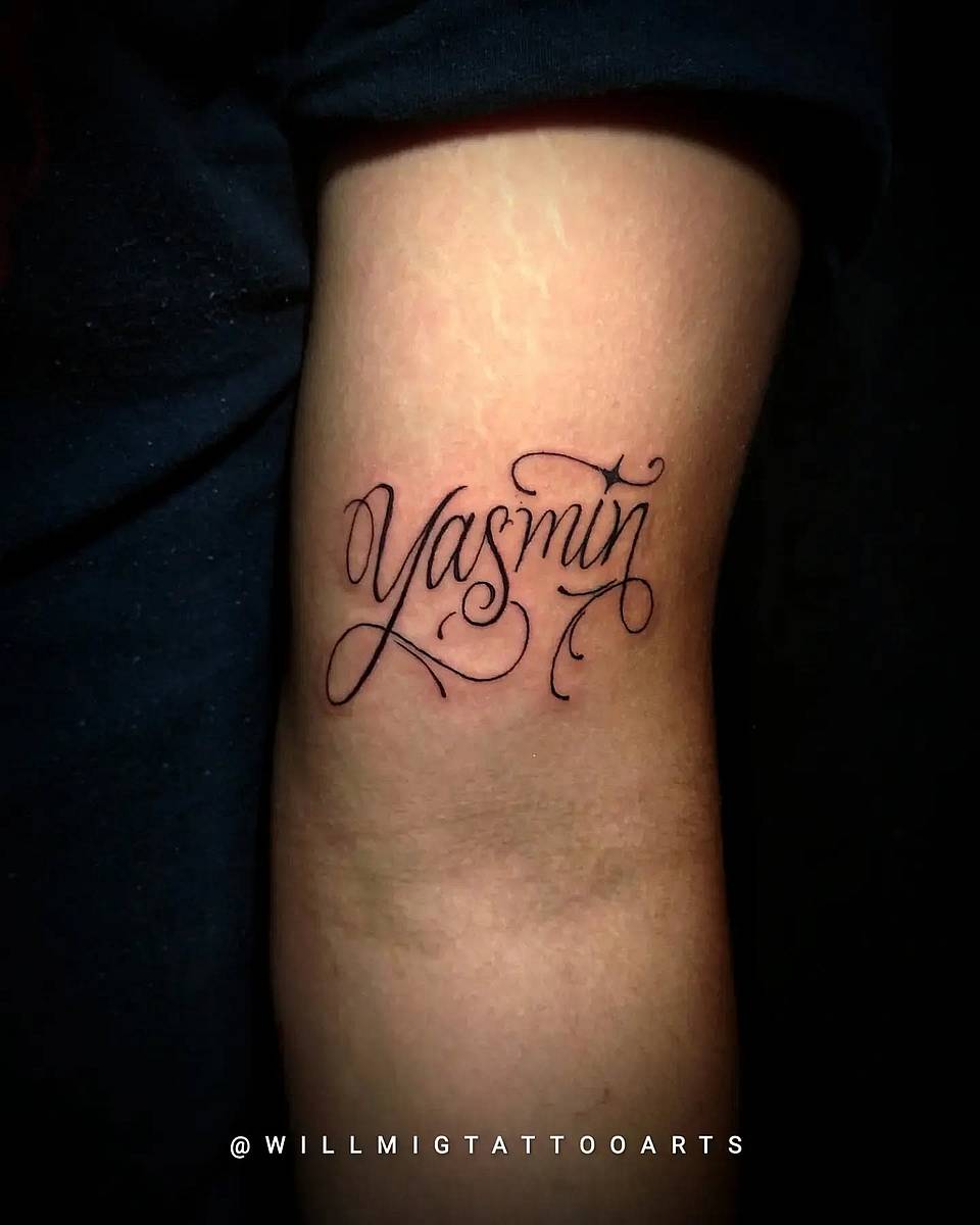 Yasmin in Elegant Script
